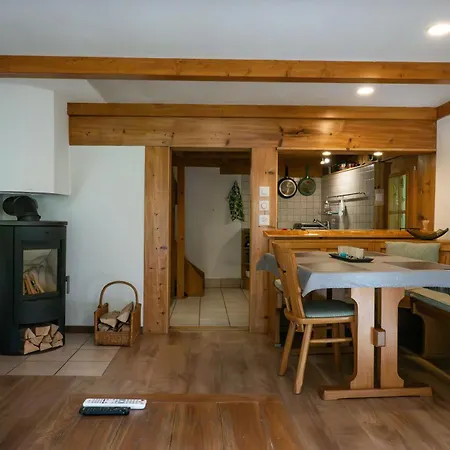 Elza Apartment